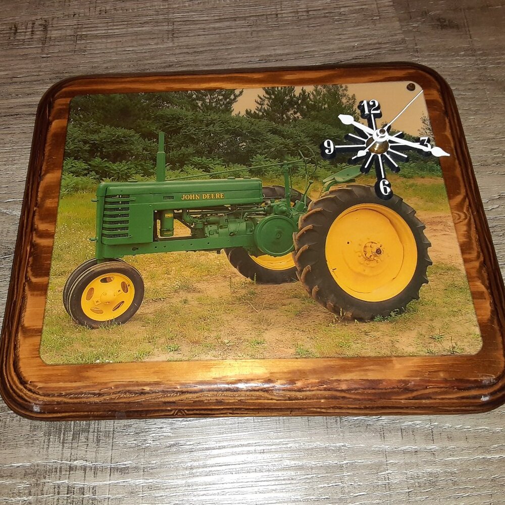John Deere Wall Clock With AA Battery * Rustic *  Charming  Country  Farm Ranch